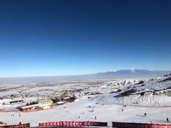-丝绸之路山地度假区滑雪场