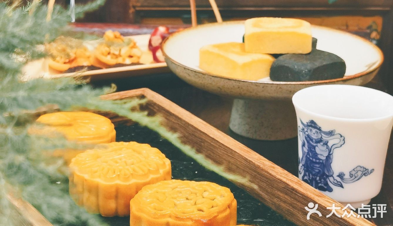 🌞江南西甜品店| 丰富月饼礼盒·让中秋更美好‼️ 