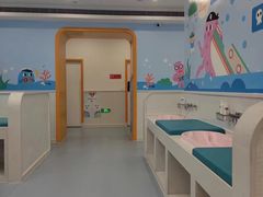 -戊辰亲子游泳俱乐部