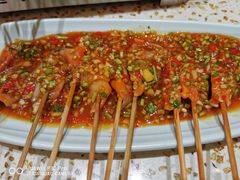 -小董哥烤串·爆汁大油边(故宫店)