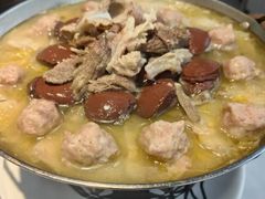 -一口猪海鲜浑锅·东北家常菜