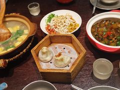 -古都历食南京菜·烤鸭·鸭血粉丝·汤包(南京博物院店)