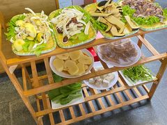 -有一锅·野生菌黑山羊腊排骨火锅(古城北门店)