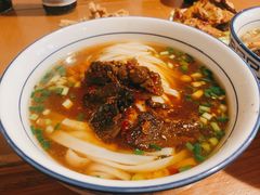 -矮子粉店1985·长沙米粉(湘春路店)