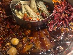 -谭鸭血老火锅(漳州路店)