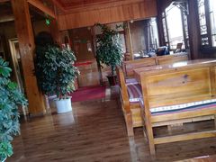 大堂-三兄弟餐吧