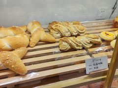 -提亚烘焙·手作面包·生日蛋糕(七星店)