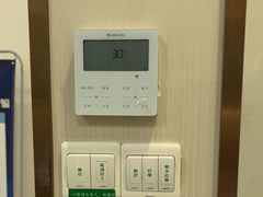 -登特口腔医院(鼓楼东街口店)
