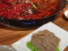鲜毛肚-六公里老火锅(总店)