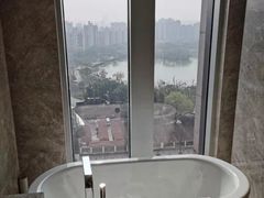 -上海宝华万豪酒店