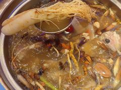 -千岛蚝高压锅生蚝·人参火锅(白云万达店)