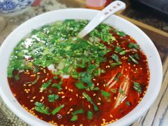 -陇上全荟兰州传统牛肉面(延吉路店)