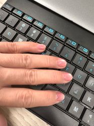 -赢韵美甲美睫瑞士净斑中心