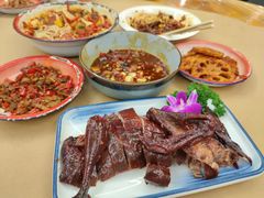 -老三样·旧食新味(绿地店)
