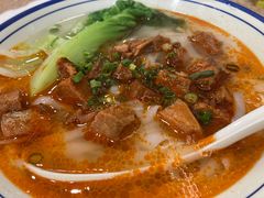 肉丁米粉-喜莲咖啡