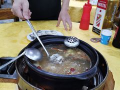 -濠轩阁特色生蚝火锅(水湾路店)