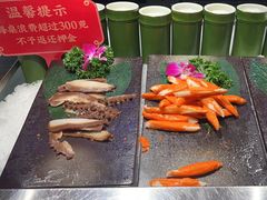 -芝小官毛肚火锅海鲜自助(苏州吴江区万宝店)