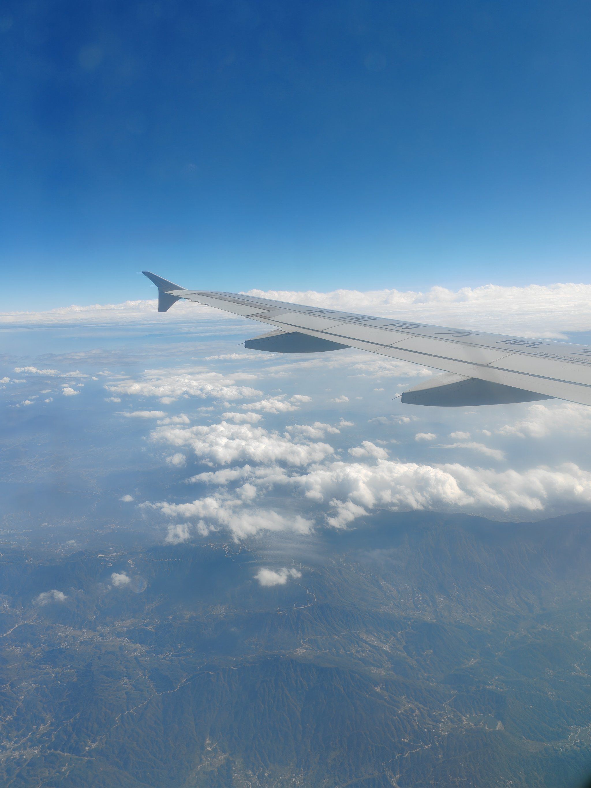 机场等飞机的思绪✈️