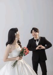 -拾年·定制婚纱摄影