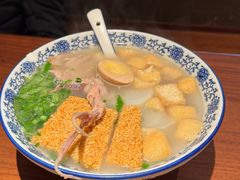 小潘特色鸭血粉丝汤-小潘记鸭血粉丝汤