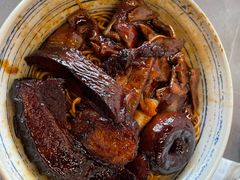 -佬钱湾仔(衣裳街店)