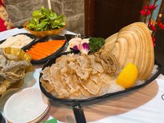 -鲜入围煮花胶鸡海鲜火锅