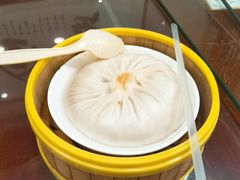 蟹黄灌汤包-苏亦铭馄饨店(凤凰西街店)