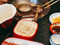 -醉董牛川派鲜肉自选火锅(烟台店)