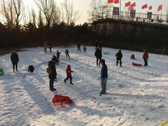 -北京亚布洛尼朝阳公园滑雪场