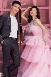 俏皮可爱-巴黎婚纱摄影工作室