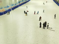 -乔波室内滑雪场