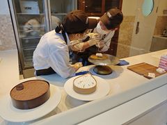 -VERIE BAKEHOUSE