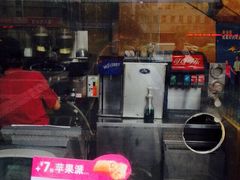 -麦当劳(西安雁塔路店)
