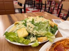 -城市大道红炉披萨烘焙坊