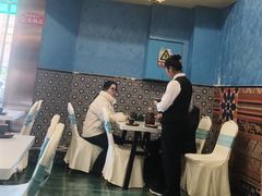 -乡村馕坑肉·烧烤·新疆菜·本地人更爱吃(阿勒泰首店)