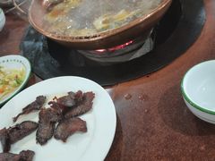 -朝伟清真铜瓢牛肉馆(三十年老·店)