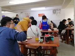 -宝瑞门钉肉饼店