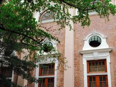 -香港大学