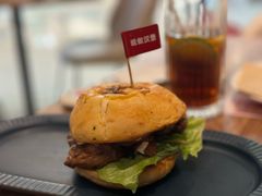 -必胜客餐厅(昆百大泰业城店)