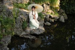 -一揽芳华汉服旗袍体验馆(拙政园店)