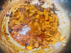 -三里屯土灶炖公鸡地锅鸡(江东店)