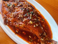 干烧武昌鱼-莲餐厅·湖北菜·藕汤是头牌(愚园路店)