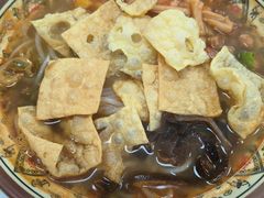 -大学城商业街美食城