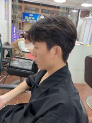 -乾健·烫染·接发SALON