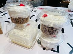 -红宝石·鲜奶小方·海派西点房(金杨店)