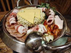 -恩你小木屋·韩式料理(假日广场店)