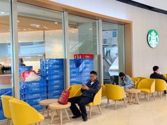 -星巴克臻选(莘庄仲盛店)