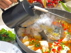 -良厨本味· 老坛剁椒鱼头(深南腾讯店)