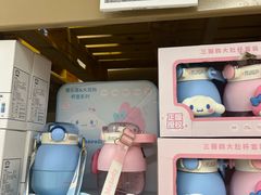 -盒马X会员店(王府井奥莱UP TOWN店)