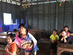 -洞里萨湖